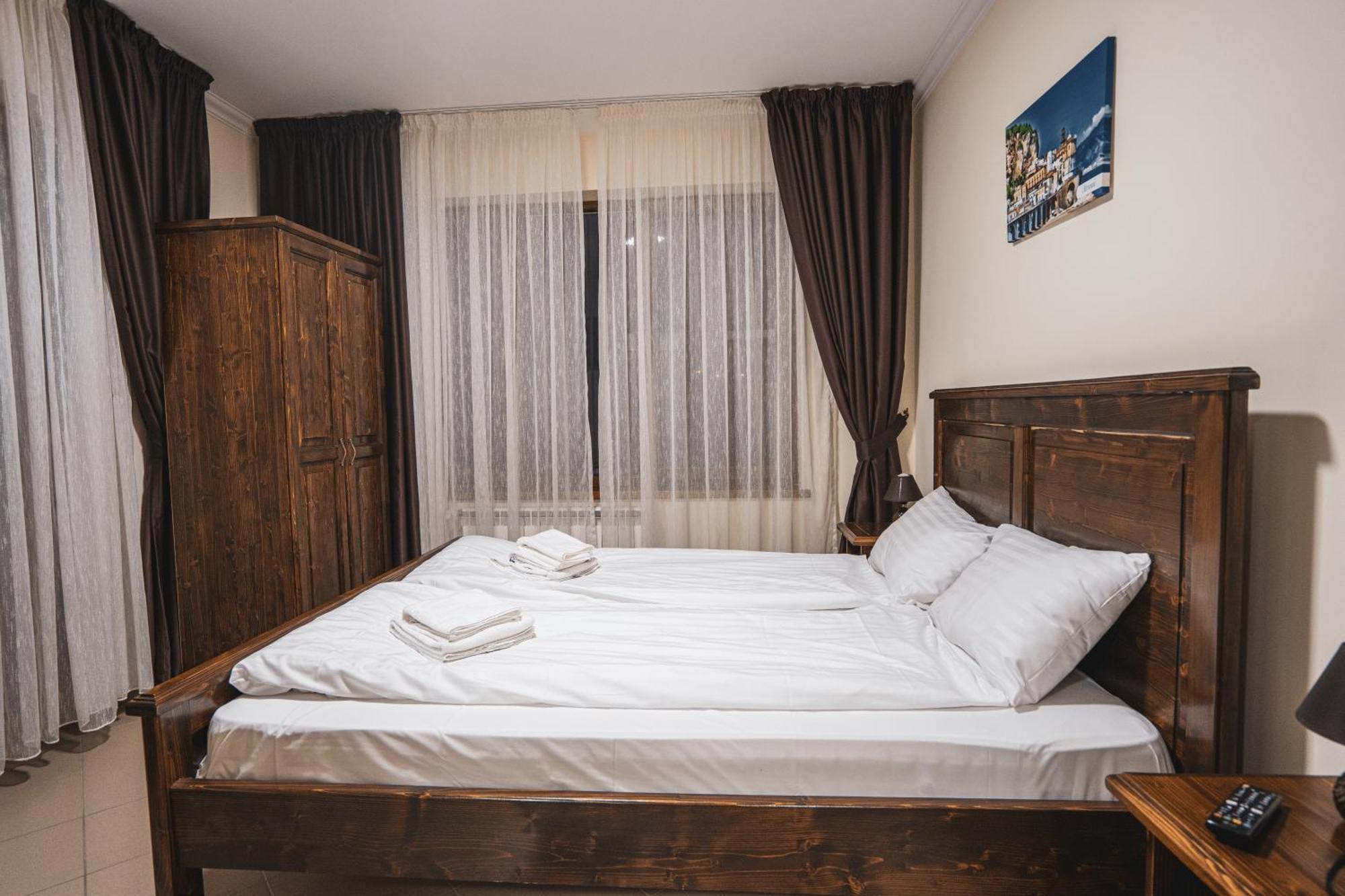 Hotel Rabbit Bran Moieciu de Jos Exterior photo